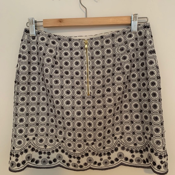 Beaded Club Monaco mini skirt - Picture 3 of 3